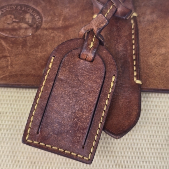 Dooney & Bourke Wilson Bag Cognac Brown/White Shoulder Satchel Cream Flawed - Picture 5 of 16